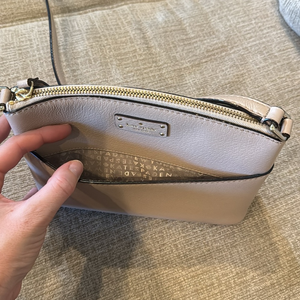 Kate Spade Beige Crossbody Bag - Picture 3 of 8